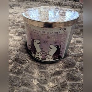 Bath & Body Works 3-wick Sweater Weather Candle